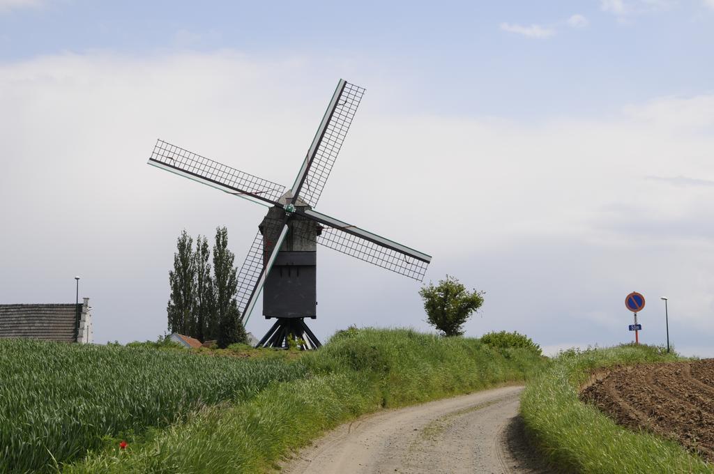 Gastenhof Ter Lombeek エクステリア 写真